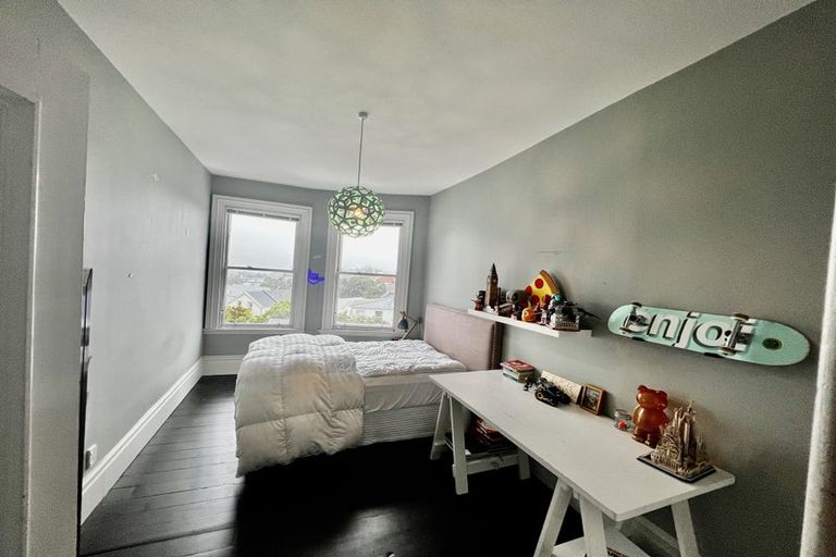 Photo of property in 13 Glenbervie Terrace, Thorndon, Wellington, 6011