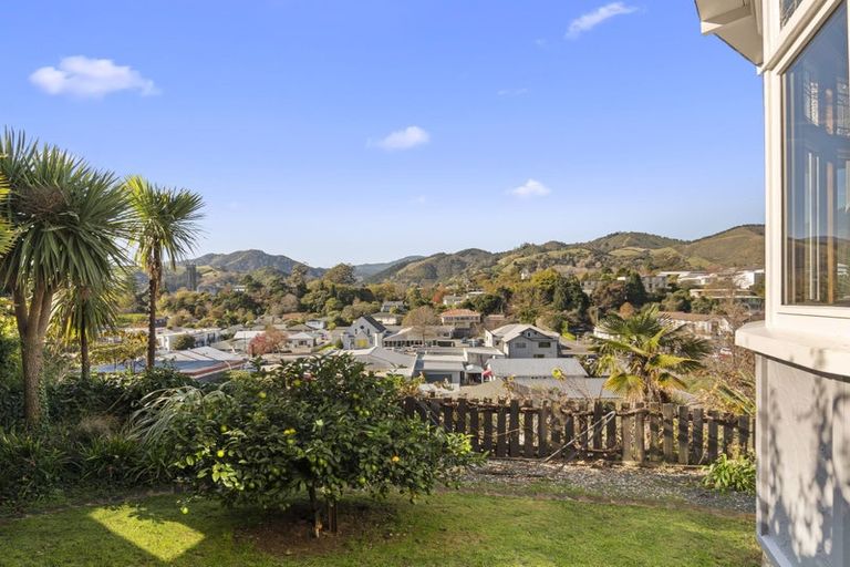 Photo of property in 48 Wellington Street, Nelson South, Nelson, 7010