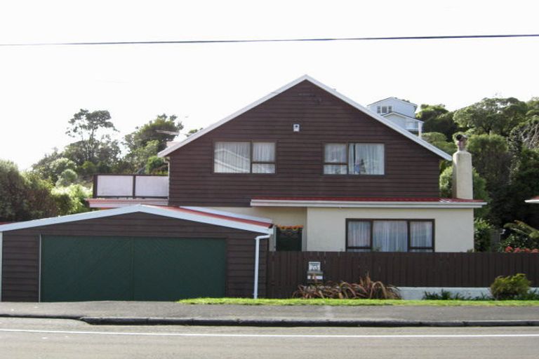 Photo of property in 73 Campbell Street, Karori, Wellington, 6012