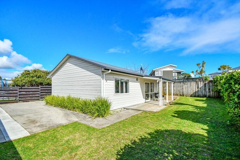 Photo of property in 31a Gossamer Drive, Pakuranga Heights, Auckland, 2010