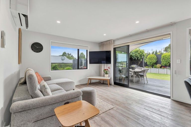 Photo of property in 397a Tukapa Street, Hurdon, New Plymouth, 4310