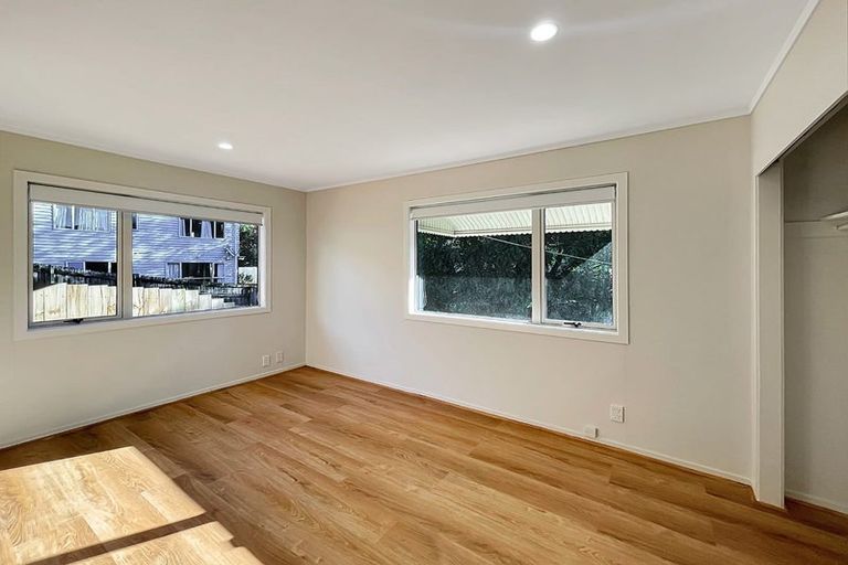 Photo of property in 19 Wattle Street, New Lynn, Auckland, 0600