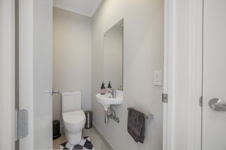 Photo of property in 61 Costa Viva Crescent, Karaka, Papakura, 2113