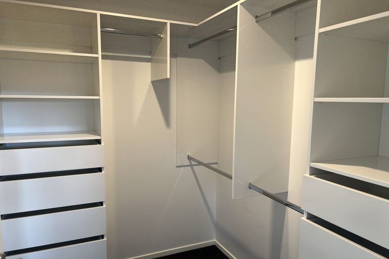 Photo of property in 111 Whakaturou Crescent, Pyes Pa, Tauranga, 3112