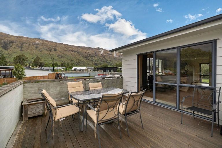 Photo of property in 27 Oxford Street, Kingston, Athol, 9793