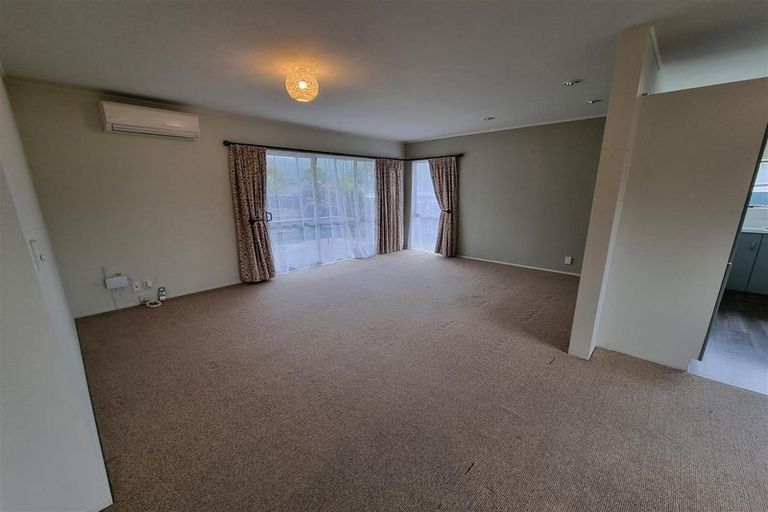 Photo of property in 9b Barraud Place, Pukehangi, Rotorua, 3015