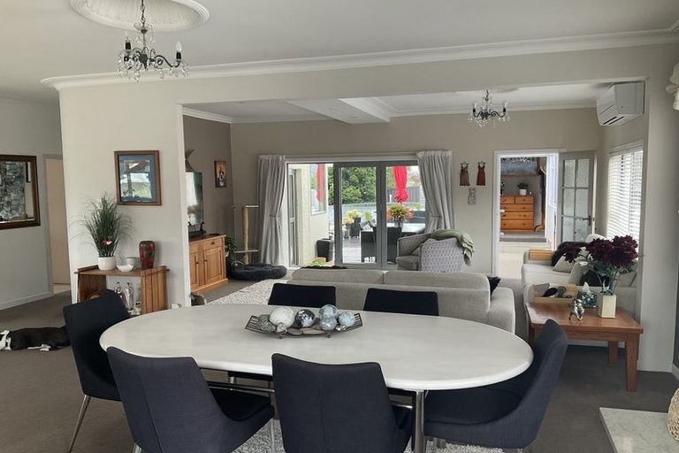 Photo of property in 238 Hibiscus Coast Highway, Orewa, 0931