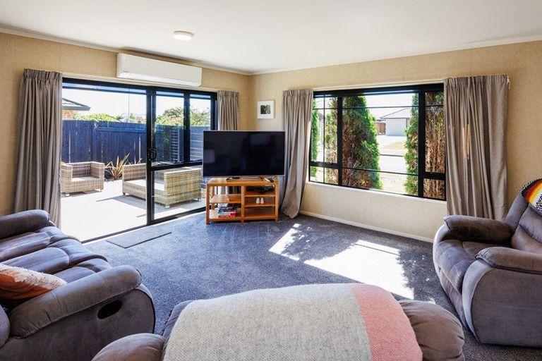Photo of property in 59 Meridian Grove, Kelvin Grove, Palmerston North, 4414