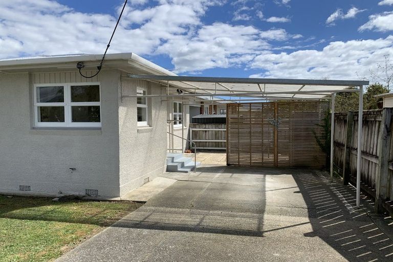 Photo of property in 10 Eton Place, Levin, 5510