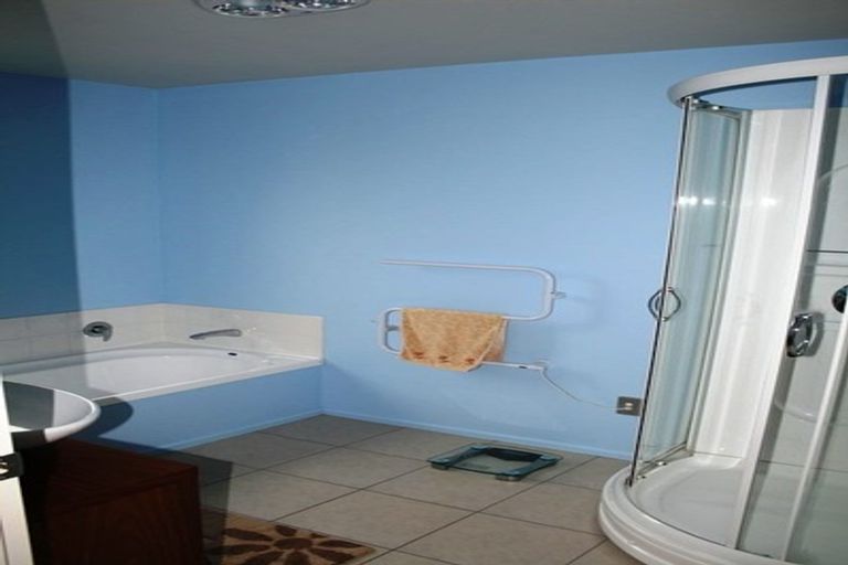 Photo of property in 17 Mosquito Place, Wigram, Christchurch, 8042