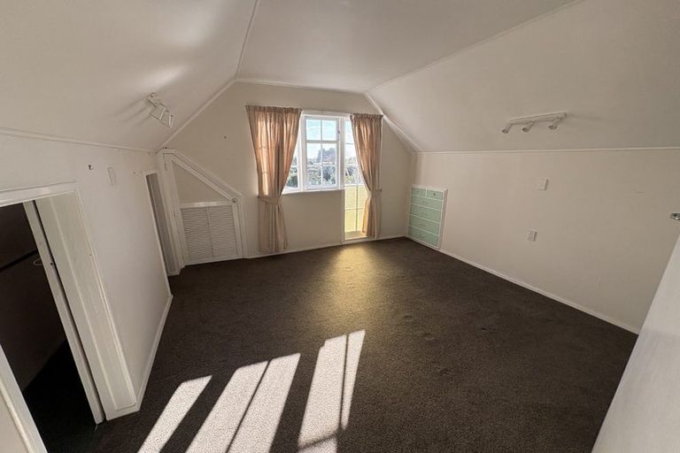 Photo of property in 34 Chester Street, Levin, 5510