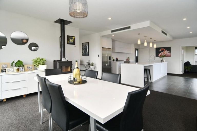 Photo of property in 6 Crampton Close, Kaiapoi, 7630