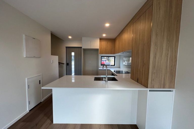 Photo of property in 84 Selo Street, Glen Eden, Auckland, 0602