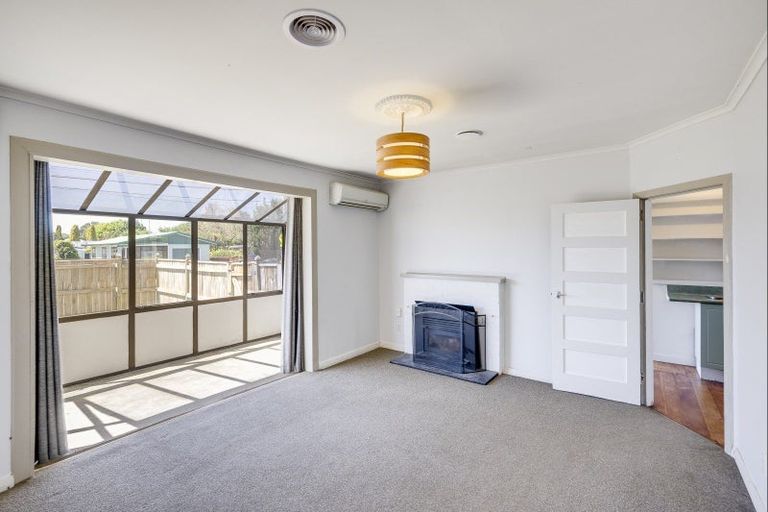Photo of property in 2/1 Murphy Road, Taradale, Napier, 4112