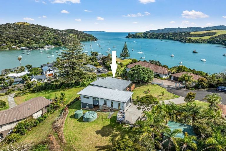Photo of property in 24 George Street, Mangonui, 0420