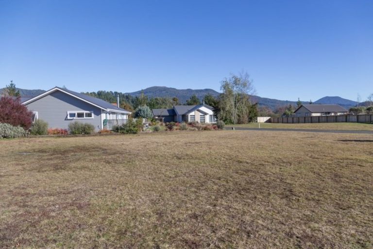 Photo of property in 33 Ngahana Place, Turangi, 3334