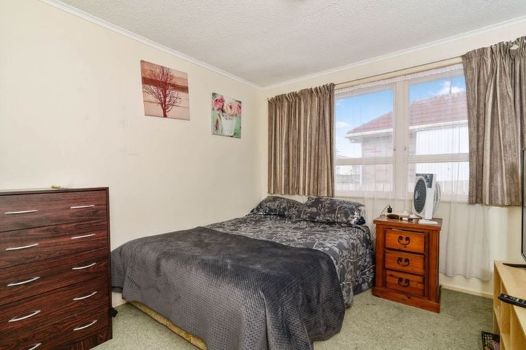 Photo of property in 16 Leslie Avenue, Western Heights, Rotorua, 3015