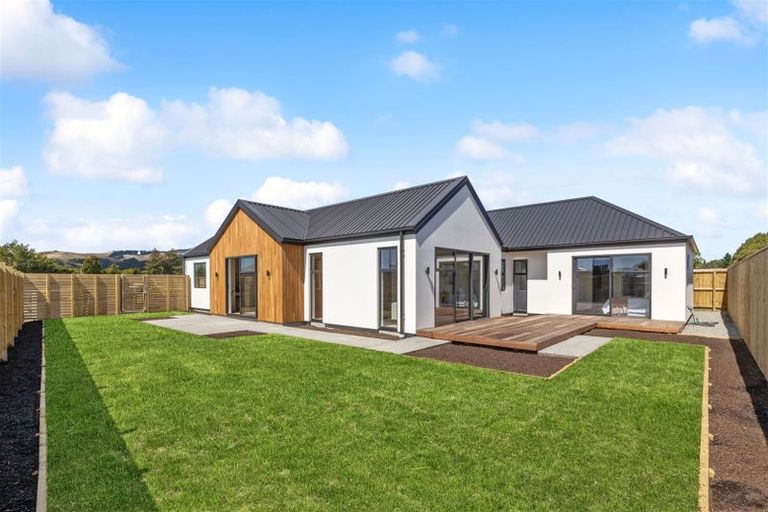 Photo of property in 1 Hiller Green Street, Halswell, Christchurch, 8025