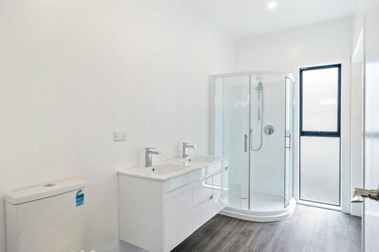 Photo of property in 125 Cambridge Street, Levin, 5510