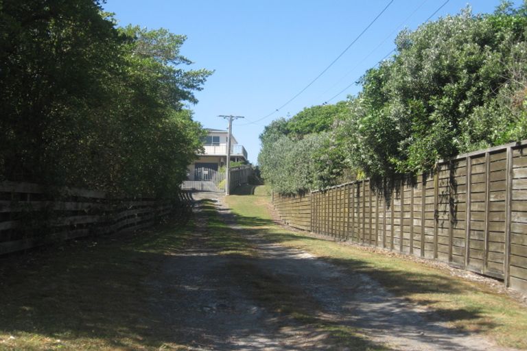 Photo of property in 595 Pukehina Parade, Pukehina, 3189