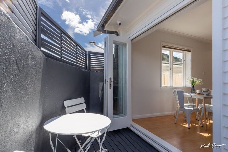 Photo of property in 33 Waiwhetu Road, Waiwhetu, Lower Hutt, 5010