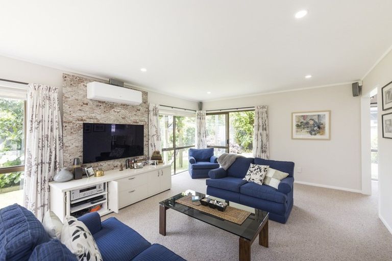 Photo of property in 19a Stewart Crescent, Hokowhitu, Palmerston North, 4410