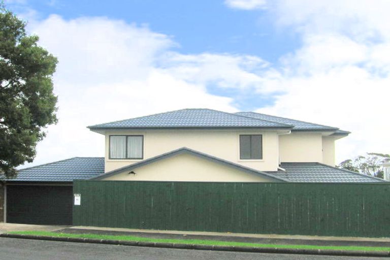 Photo of property in 2/36a James Laurie Street, Henderson, Auckland, 0612