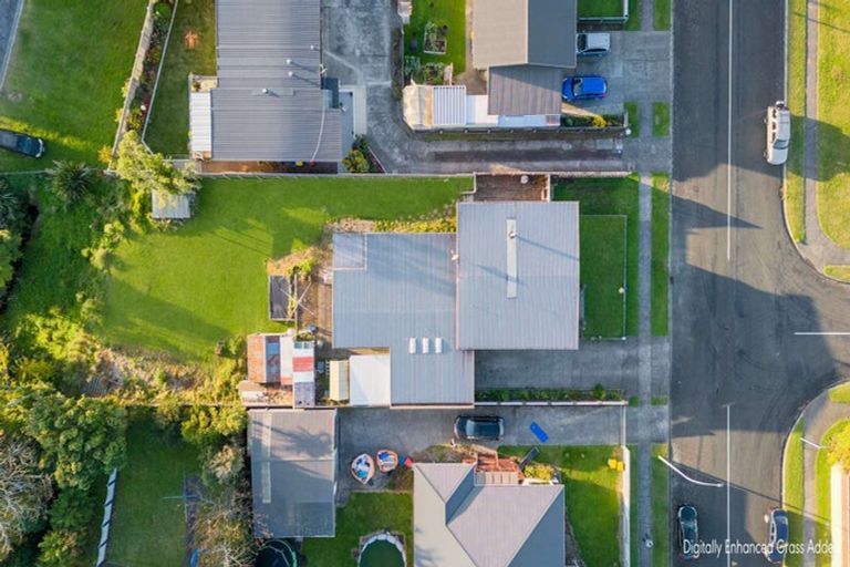 Photo of property in 8 Rewa Street, Inglewood, 4330