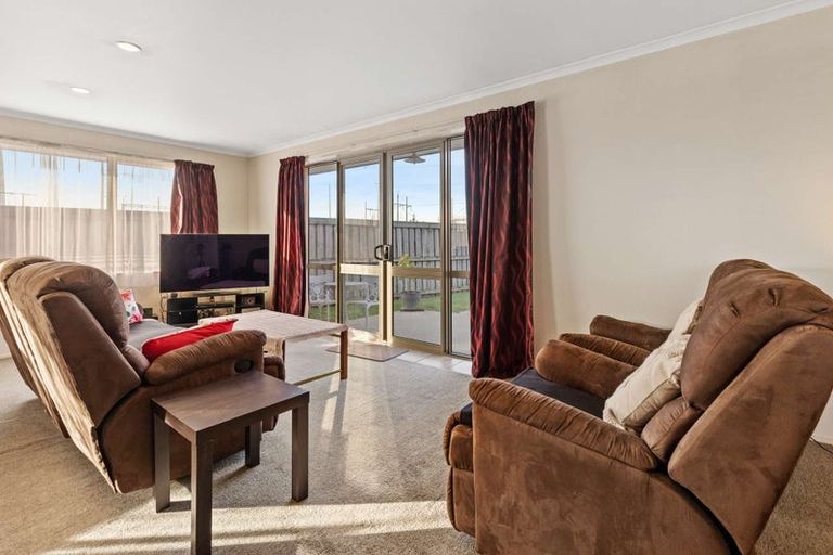 Photo of property in 24 Finchley Place, Hamilton East, Hamilton, 3216