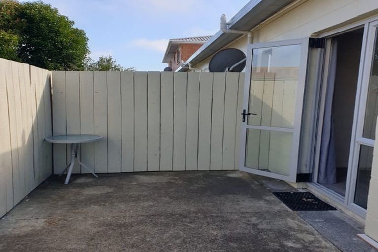 Photo of property in 9a Springs Road, Parakai, 0830