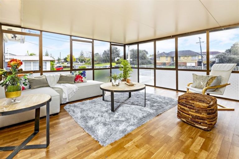 Photo of property in 1/55 Mcannalley Street, Manurewa East, Auckland, 2102