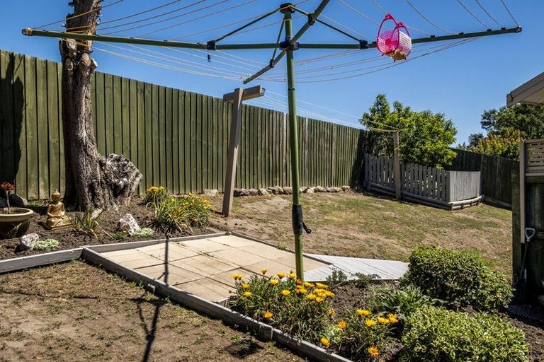 Photo of property in 5 Oxford Street, Waikari, 7420