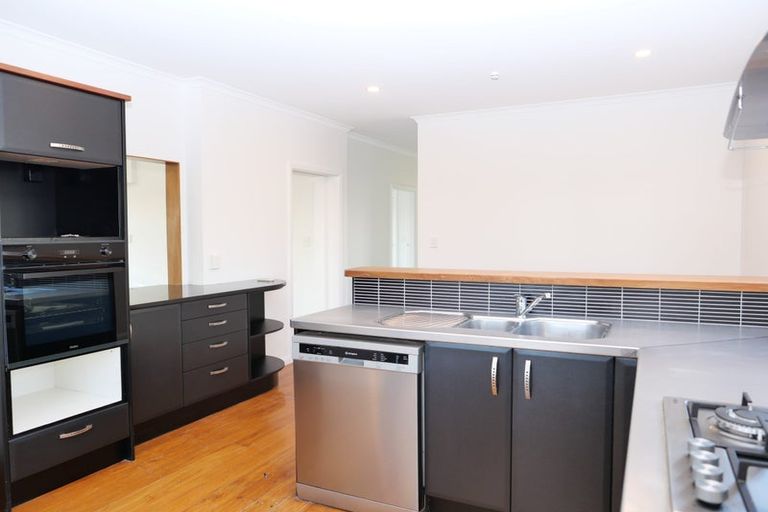 Photo of property in 14 Hillcrest Road, Raumati South, Paraparaumu, 5032