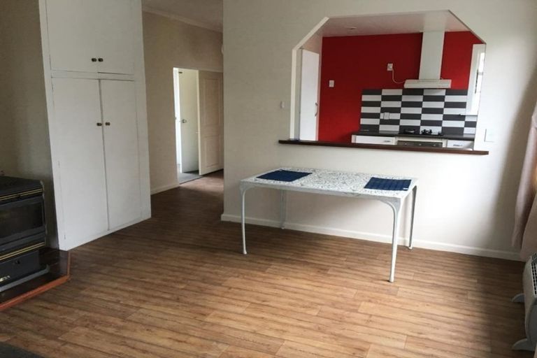 Photo of property in 39 Cuffs Road, Wainoni, Christchurch, 8061