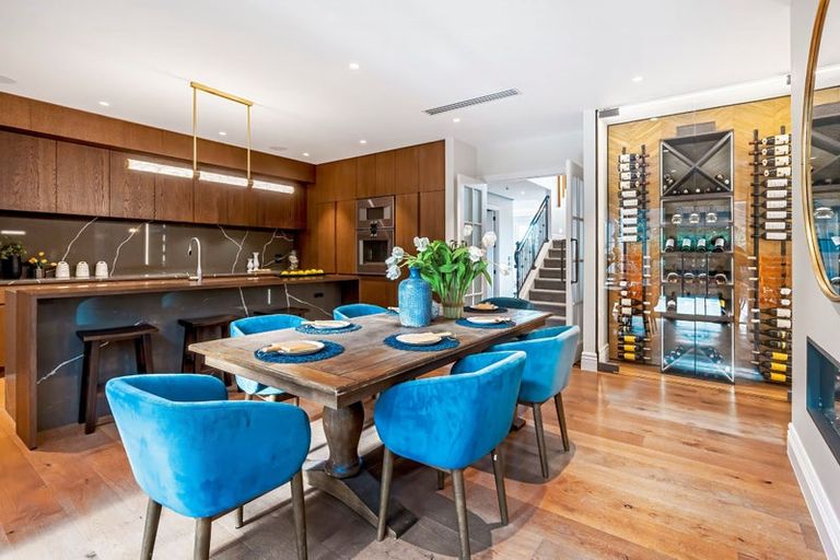 Photo of property in 7 Luff Place, Long Bay, Auckland, 0630