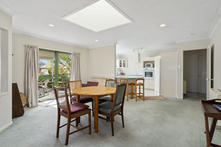 Photo of property in 1/9 Astelia Way, Waipahihi, Taupo, 3330