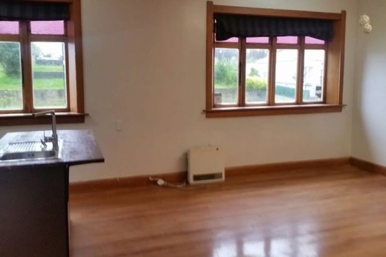 Photo of property in 7 Alma Road, Gonville, Whanganui, 4501