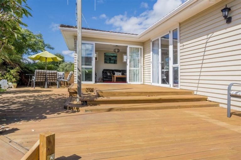 Photo of property in 97 Kawiu Road, Levin, 5510