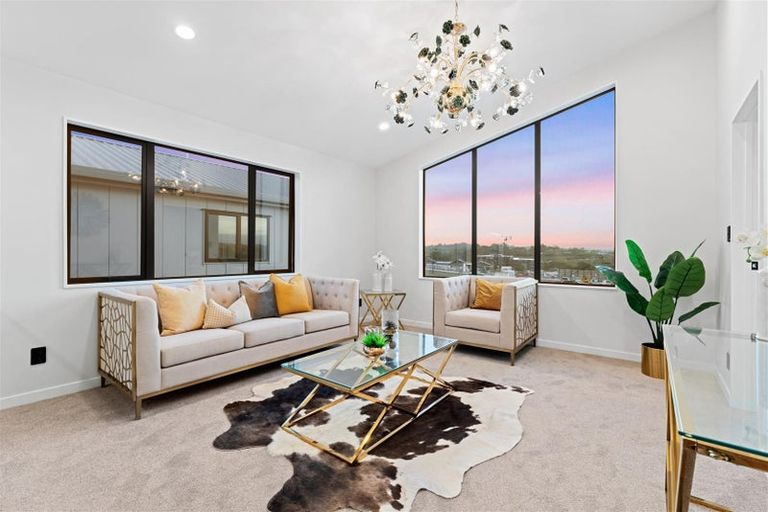 Photo of property in 3 Clara Road, Silverdale, 0932