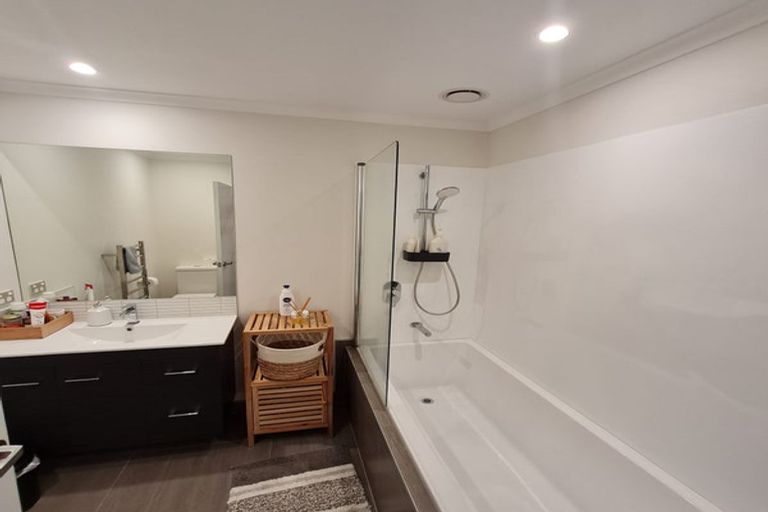 Photo of property in 97 Schoolside Road, Kumeu, 0810