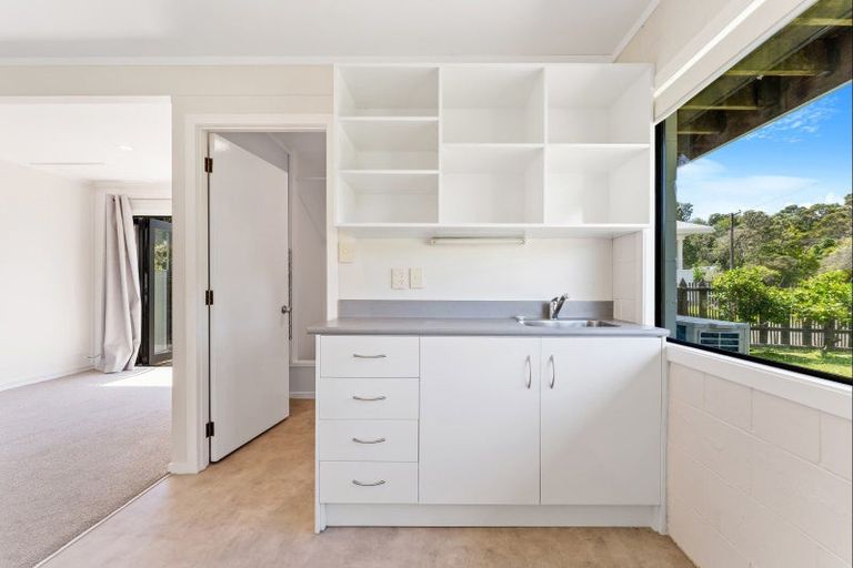 Photo of property in 89 Clinton Road, Tawharanui Peninsula, Warkworth, 0986