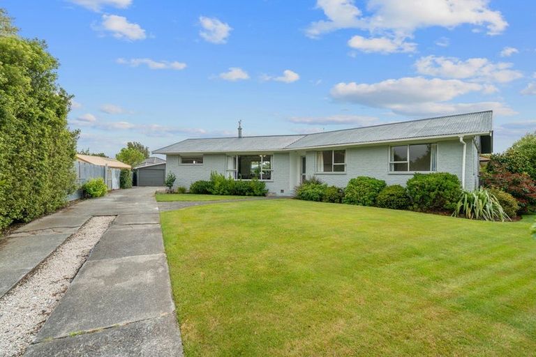 Photo of property in 46 Oakley Crescent, Hornby, Christchurch, 8042