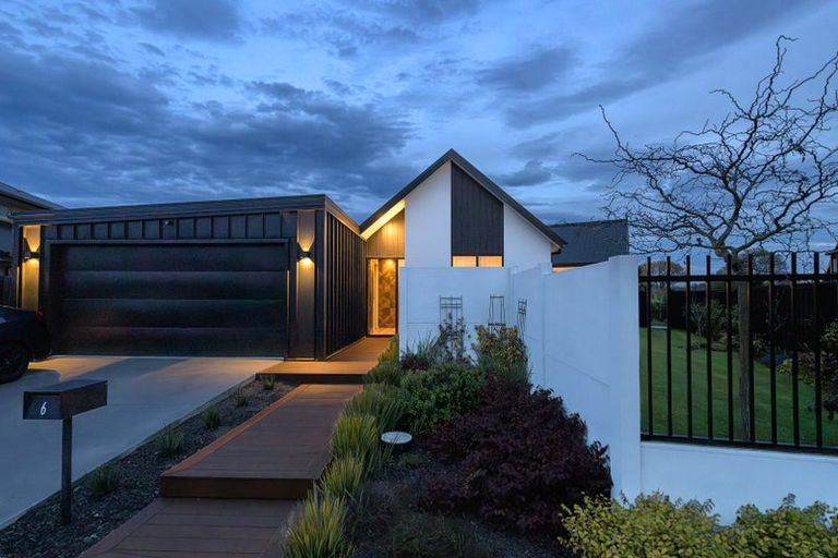 Photo of property in 6 Seville Lane, Casebrook, Christchurch, 8051