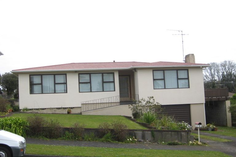 Photo of property in 4 Penrith Street, Westown, New Plymouth, 4310
