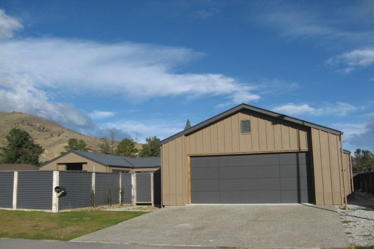 Photo of property in 15 Sunhaven Cove, Cromwell, 9310