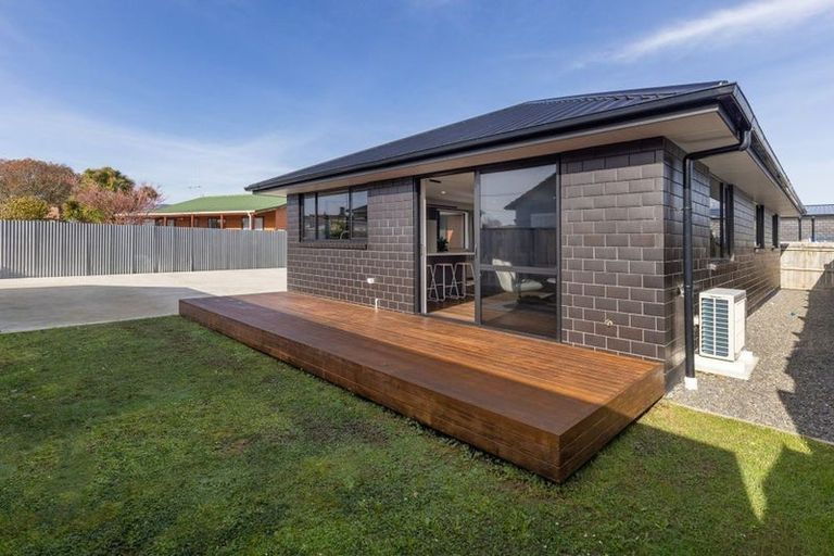 Photo of property in 21a Victoria Street, Levin, 5510