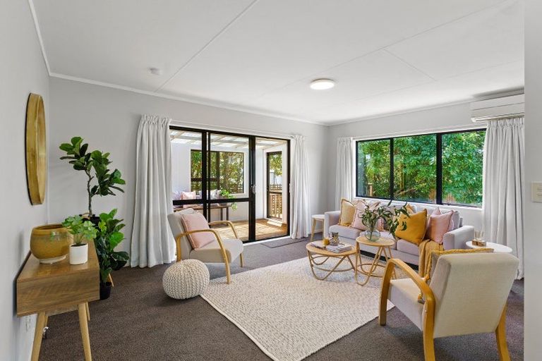 Photo of property in 38a Kirk Street, Otaki, 5512