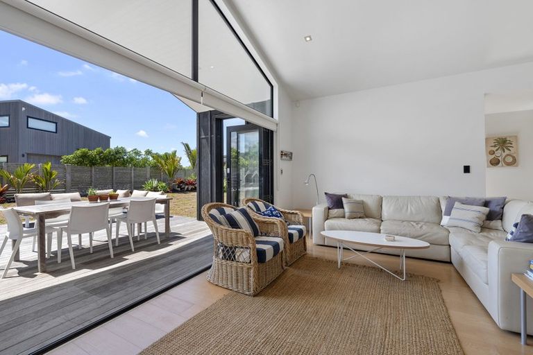 Photo of property in 31 Kokopu Street, Omaha, 0986