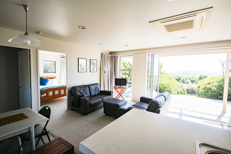 Photo of property in 26 Magdala Street, Kakanui, Oamaru, 9495