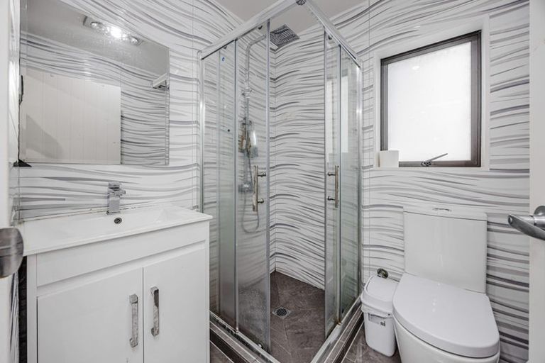 Photo of property in 276a Sturges Road, Henderson, Auckland, 0612